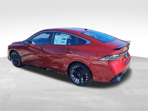 Scarlet Ember Tintcoat 2026 Nissan Sentra SR
