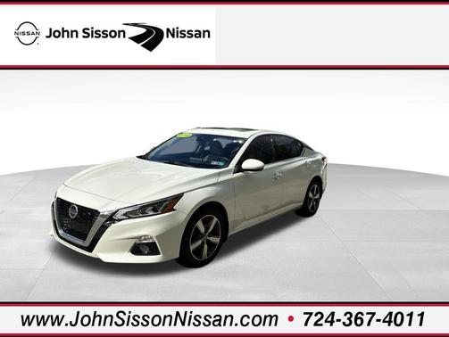 Pearl White Tricoat 2019 Nissan Altima 2.5 SL