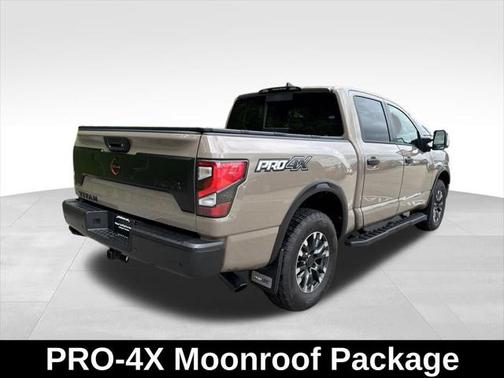 2024 Nissan Titan PRO-4X