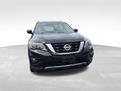 2017 Nissan Pathfinder SV