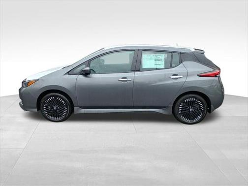 2025 Nissan Leaf SV PLUS