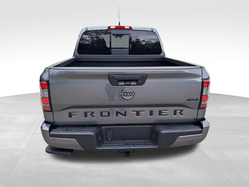 Gun Metallic 2026 Nissan Frontier SV