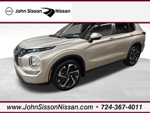 2022 Mitsubishi Outlander ES