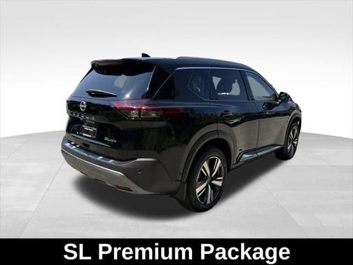 2022 Nissan Rogue SL