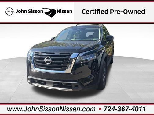2024 Nissan Pathfinder SL