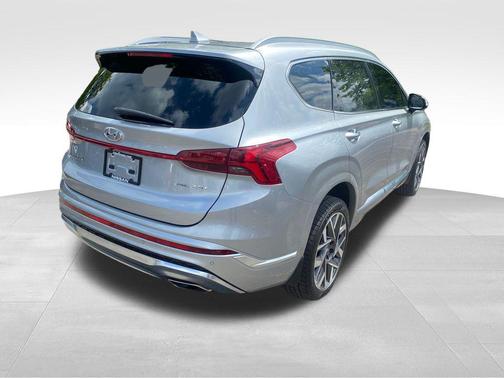 Shimmering Silver Pearl 2023 Hyundai SANTA FE Calligraphy