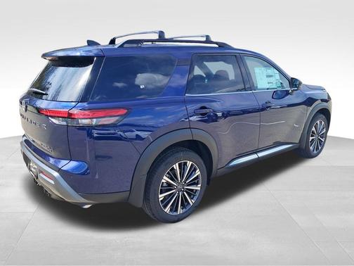 Deep Ocean Blue Pearl 2026 Nissan Pathfinder Platinum