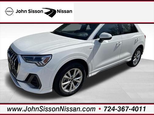 2023 Audi Q3 Premium