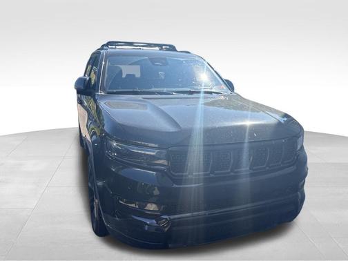 2022 Jeep Grand Wagoneer Series II