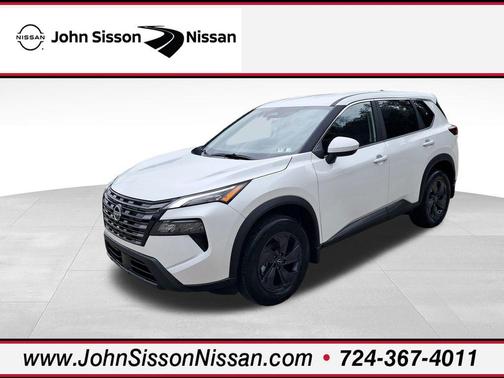 Everest White Pearl Tricoat 2026 Nissan Rogue SV