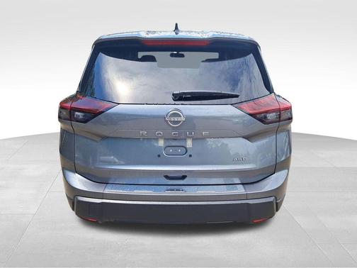 Gun Metallic 2026 Nissan Rogue SV