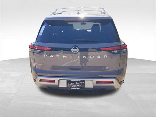 2025 Nissan Pathfinder Platinum