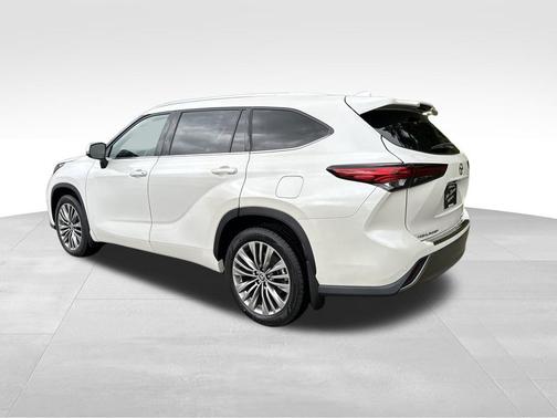 2020 Toyota Highlander Platinum