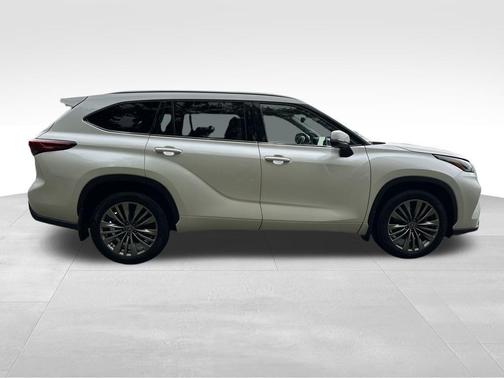 2020 Toyota Highlander Platinum