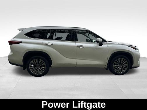2020 Toyota Highlander Platinum