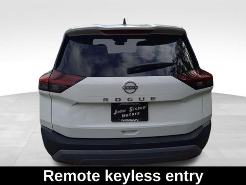 2022 Nissan Rogue S