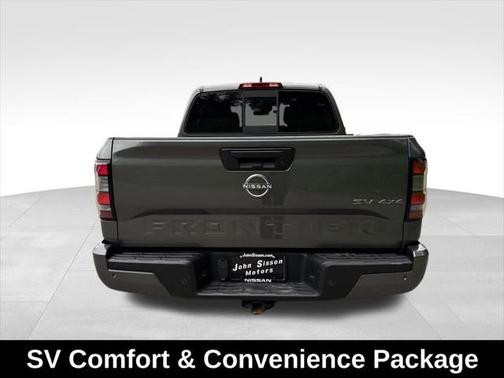 2022 Nissan Frontier SV