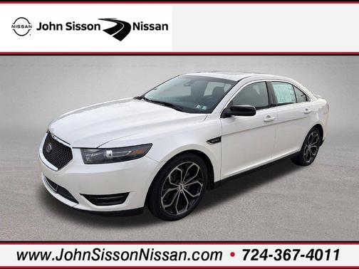 White Platinum Metallic Tri-Coat 2016 Ford Taurus SHO
