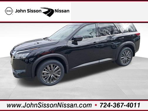 2025 Nissan Pathfinder SL