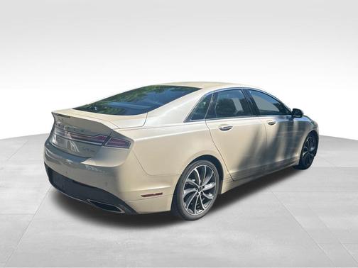 Ivory Pearl 2018 Lincoln MKZ Premiere
