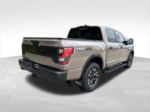 2024 Nissan Titan PRO-4X