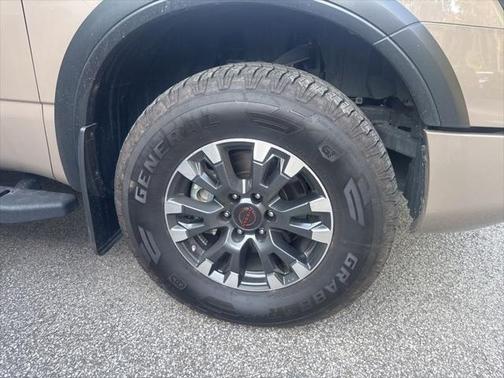 2024 Nissan Titan PRO-4X