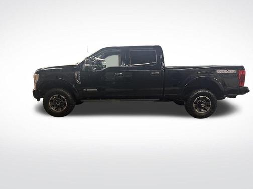 2022 Ford F-350 Platinum