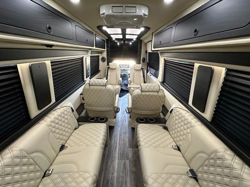 2025 Mercedes-Benz Sprinter 2500 High Roof
