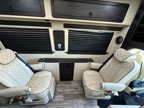 2025 Mercedes-Benz Sprinter 2500 High Roof