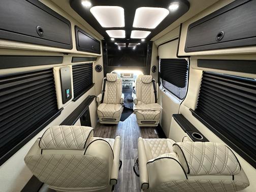 2025 Mercedes-Benz Sprinter 2500 High Roof