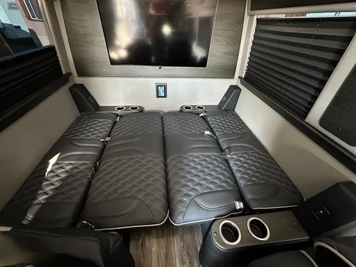 2025 Mercedes-Benz Sprinter 2500 High Roof