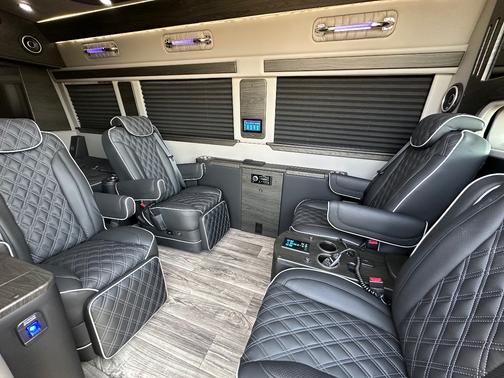 2025 Mercedes-Benz Sprinter 2500 High Roof