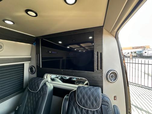 2025 Mercedes-Benz Sprinter 2500 High Roof