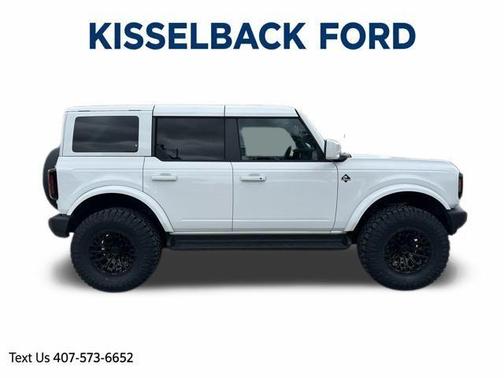 Oxford White 2025 Ford Bronco Outer Banks
