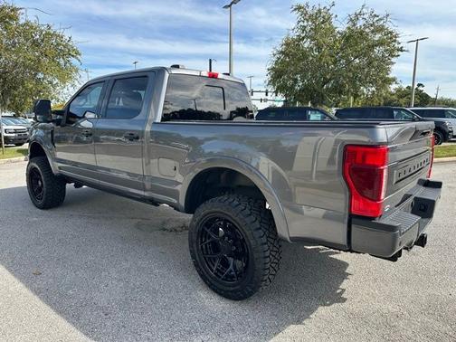 2022 Ford F-350 PLATINUM
