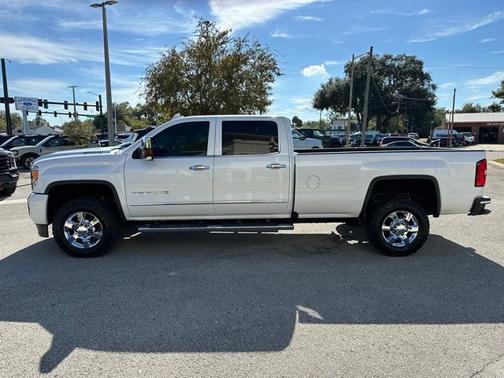 2018 GMC Sierra 1500 DENALI