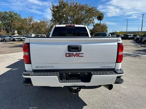 2018 GMC Sierra 1500 DENALI