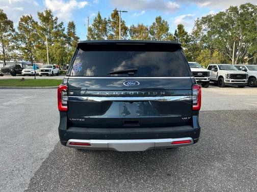 2022 Ford Expedition LIMITED