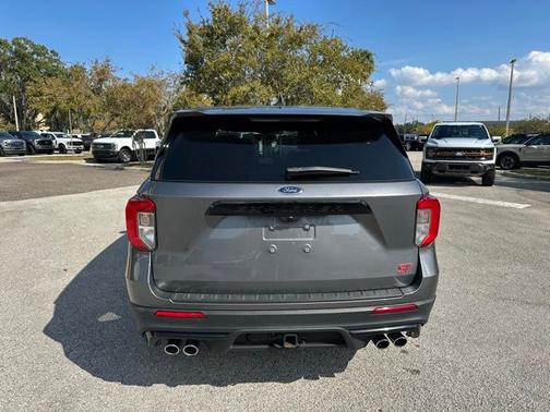 2022 Ford Explorer ST