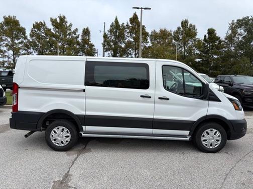 2024 Ford Transit-250 BASE