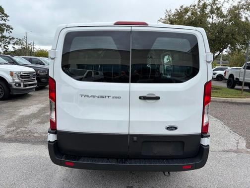 2024 Ford Transit-250 BASE