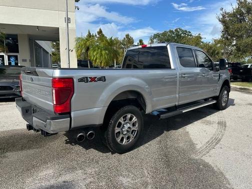2022 Ford F-350 LARIAT SUPER DUTY
