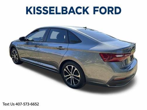 Platinum Gray Metallic 2025 Volkswagen Jetta 1.5T Sport