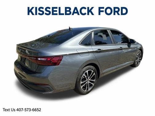 Platinum Gray Metallic 2025 Volkswagen Jetta 1.5T Sport