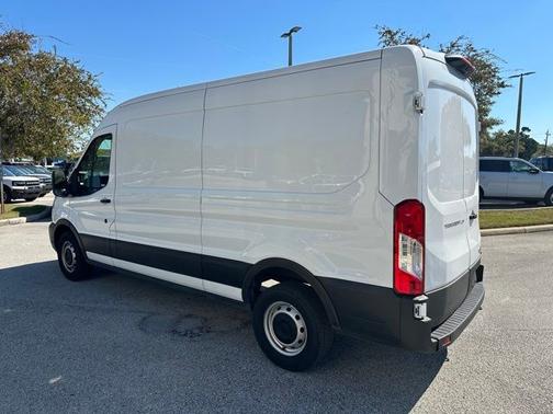 2023 Ford Transit-250 BASE