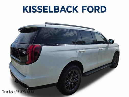 Star White 2026 Ford Expedition Platinum