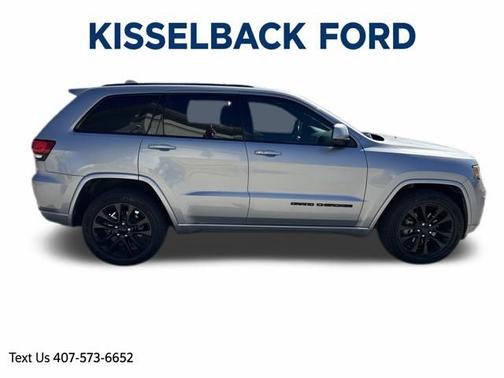 2017 Jeep Grand Cherokee LAREDO