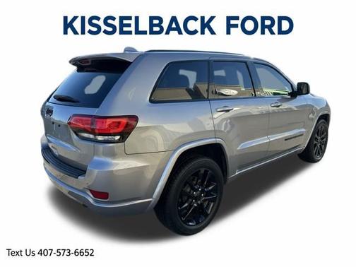2017 Jeep Grand Cherokee LAREDO