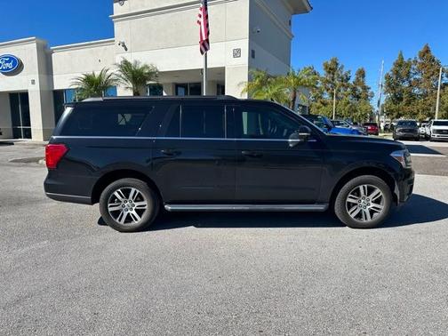 2022 Ford Expedition XLT