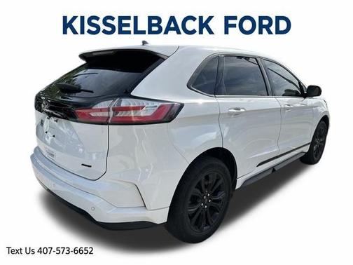 Oxford White 2023 Ford Edge SE